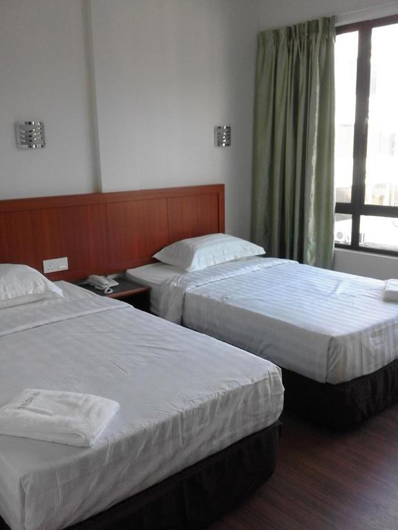 מירי 101 Hotel מראה חיצוני תמונה