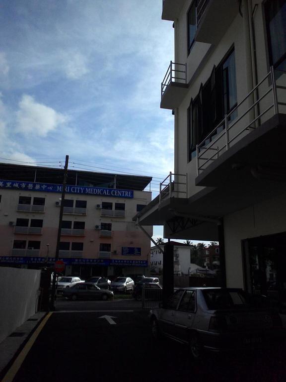מירי 101 Hotel מראה חיצוני תמונה
