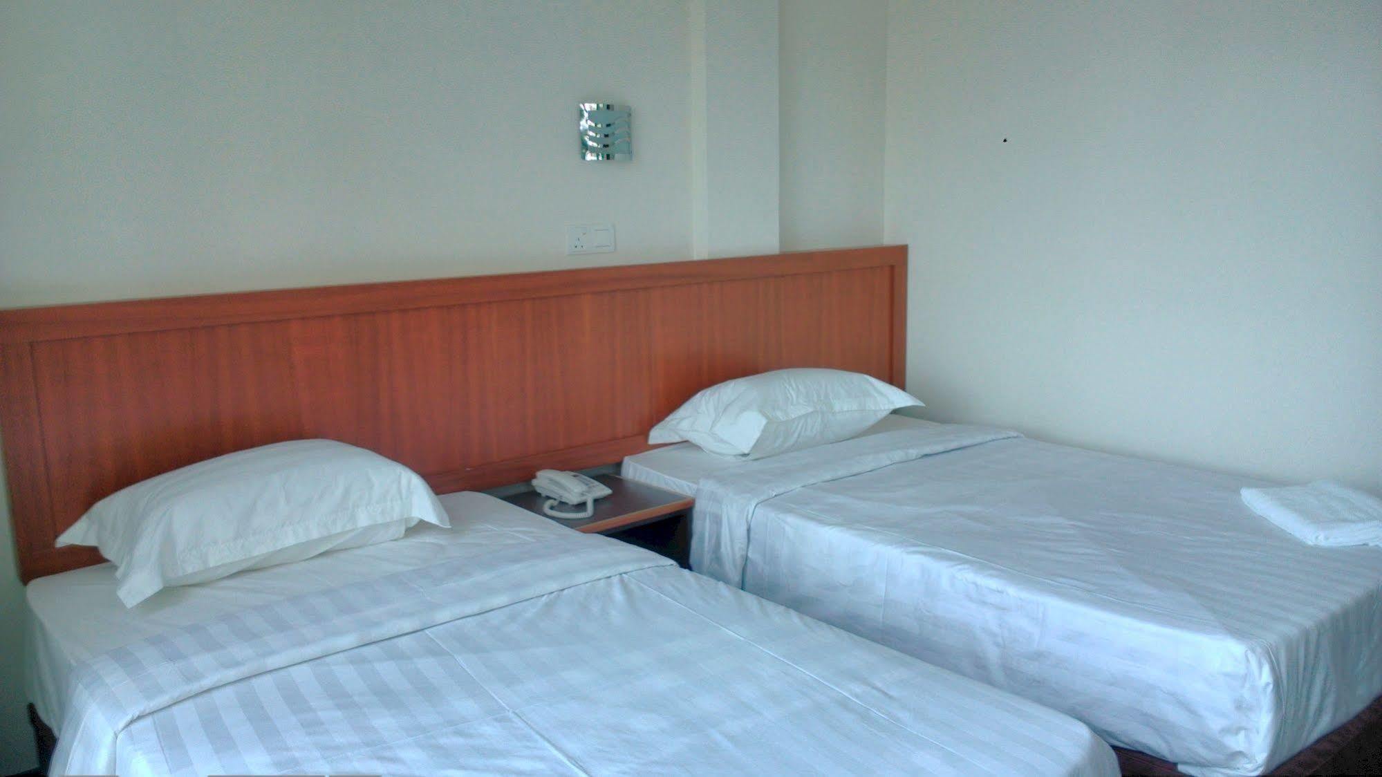 מירי 101 Hotel מראה חיצוני תמונה